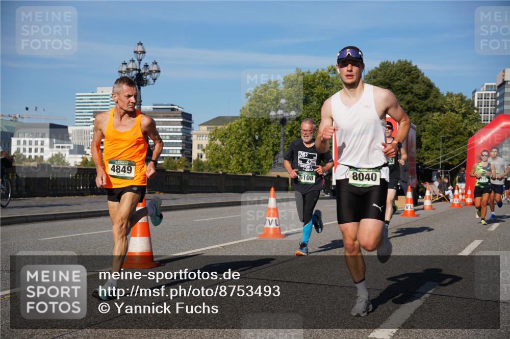 07.09.2025 - BARMER Alsterlauf Yannick Fuchs http://msf.ph/oto/8753493 07.09.2025 09:36:55 Laufen 4849, 262, 4219, 138336, 48112, 8040, 6108, 82 meine-sportfotos.de