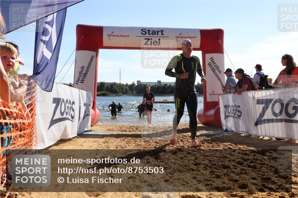 07.09.2025 - 19. Norderstedt Triathlon Luisa Fischer http://msf.ph/oto/8753503 07.09.2025 15:37:46 Schwimmen 1097, 1552, 1597, 1604 meine-sportfotos.de