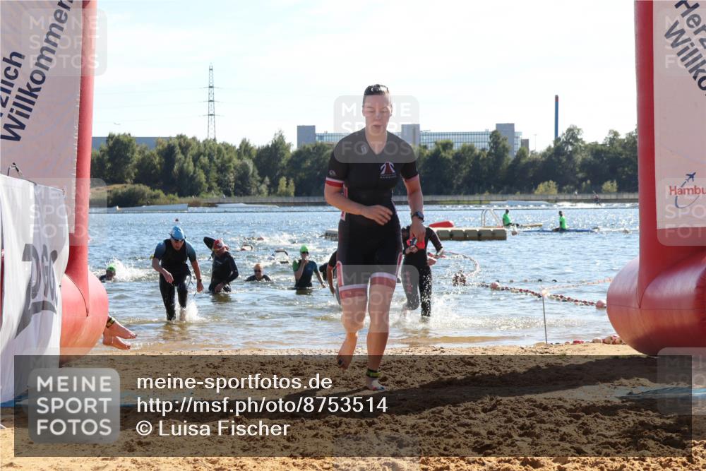 07.09.2025 - 19. Norderstedt Triathlon Luisa Fischer http://msf.ph/oto/8753514 07.09.2025 15:37:48 Schwimmen 1060, 1097, 1108, 1552, 1597, 1604 meine-sportfotos.de