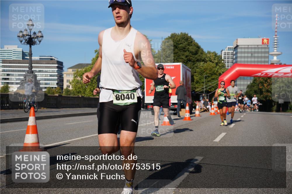 07.09.2025 - BARMER Alsterlauf Yannick Fuchs http://msf.ph/oto/8753515 07.09.2025 09:36:56 Laufen 8040, 4382, 5751 meine-sportfotos.de