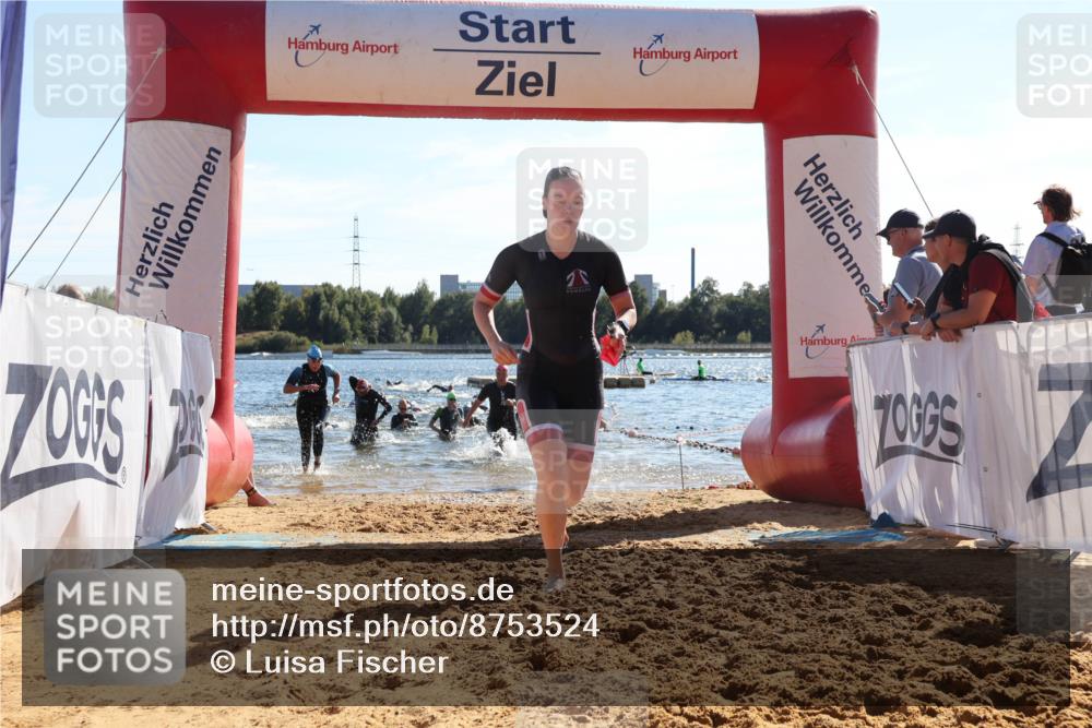 07.09.2025 - 19. Norderstedt Triathlon Luisa Fischer http://msf.ph/oto/8753524 07.09.2025 15:37:49 Schwimmen 1060, 1097, 1108, 1552, 1597, 1604 meine-sportfotos.de