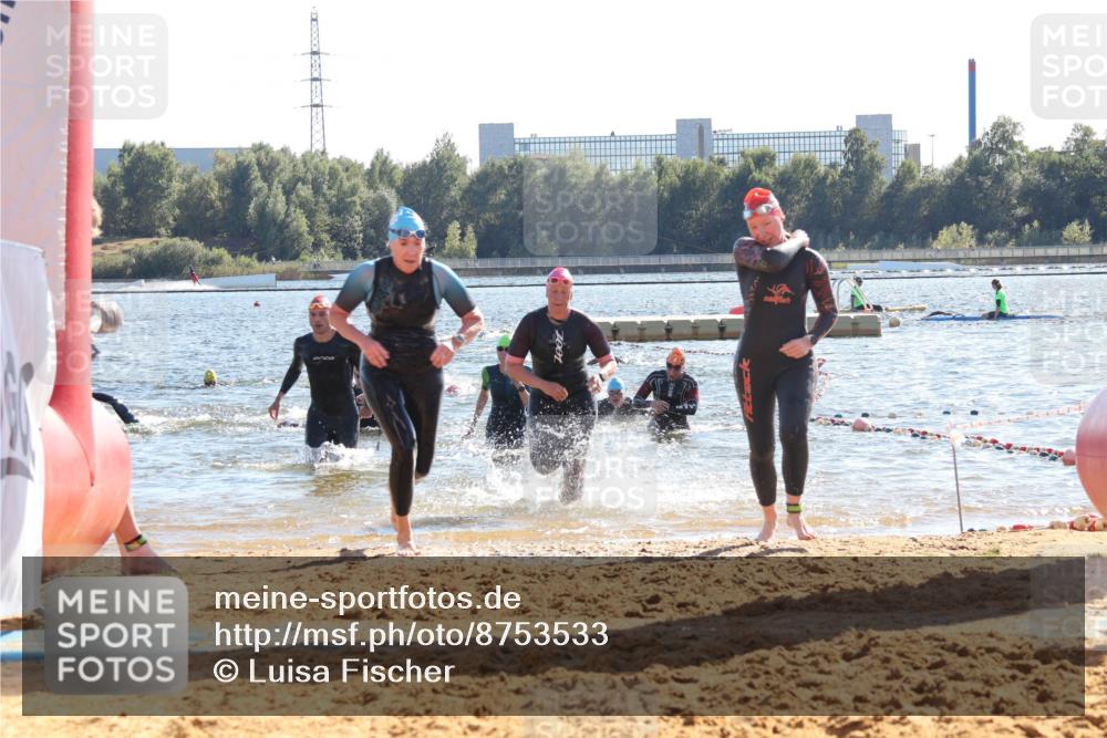 07.09.2025 - 19. Norderstedt Triathlon Luisa Fischer http://msf.ph/oto/8753533 07.09.2025 15:37:51 Schwimmen 1046, 1060, 1097, 1108, 1552, 1597, 1604 meine-sportfotos.de