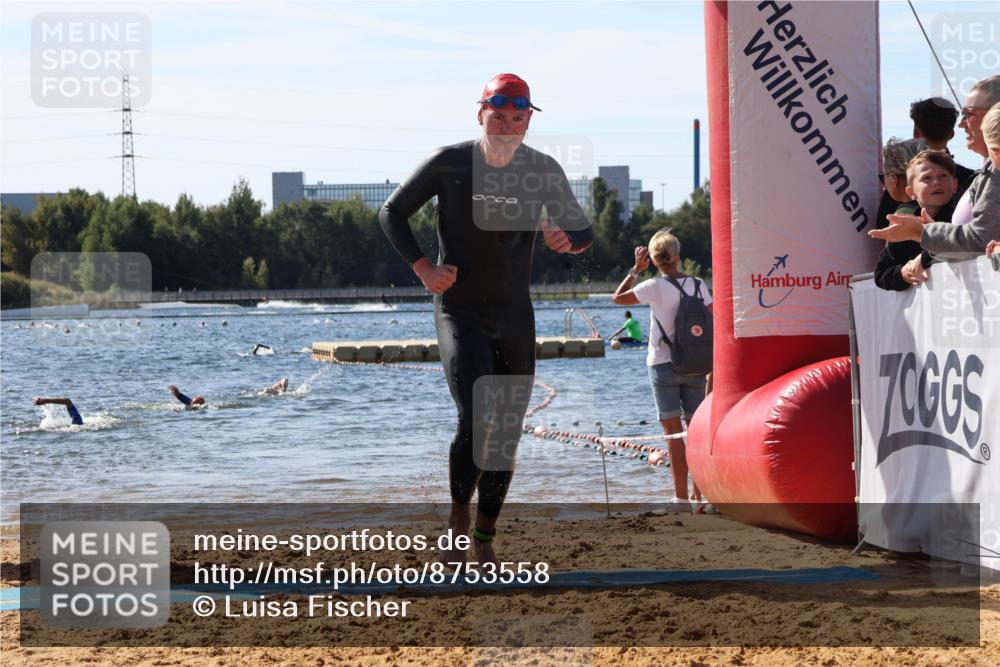 07.09.2025 - 19. Norderstedt Triathlon Luisa Fischer http://msf.ph/oto/8753558 07.09.2025 11:40:34 Schwimmen 226, 824 meine-sportfotos.de