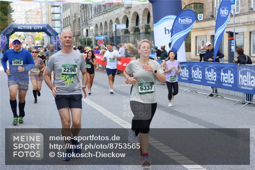 07.09.2025 - BARMER Alsterlauf Strokosch-Dieckow http://msf.ph/oto/8753565 07.09.2025 10:14:35 Ziel 2736, 2825, 3455, 3466, 3736, 3771, 3851, 3904, 4520, 4607, 4608, 4845, 4883, 5036, 5270, 5271, 5280, 5281, 6344, 6345, 8296 meine-sportfotos.de