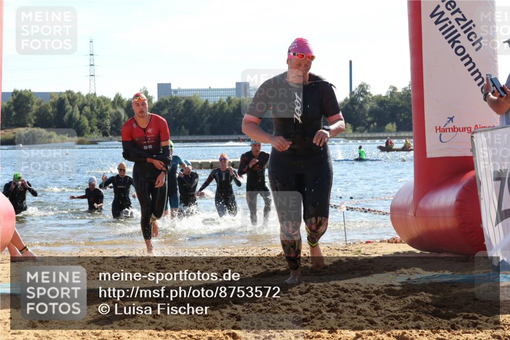 07.09.2025 - 19. Norderstedt Triathlon Luisa Fischer http://msf.ph/oto/8753572 07.09.2025 15:37:56 Schwimmen 1046, 1049, 1060, 1084, 1097, 1108, 1572, 1604, 1626, 1629 meine-sportfotos.de