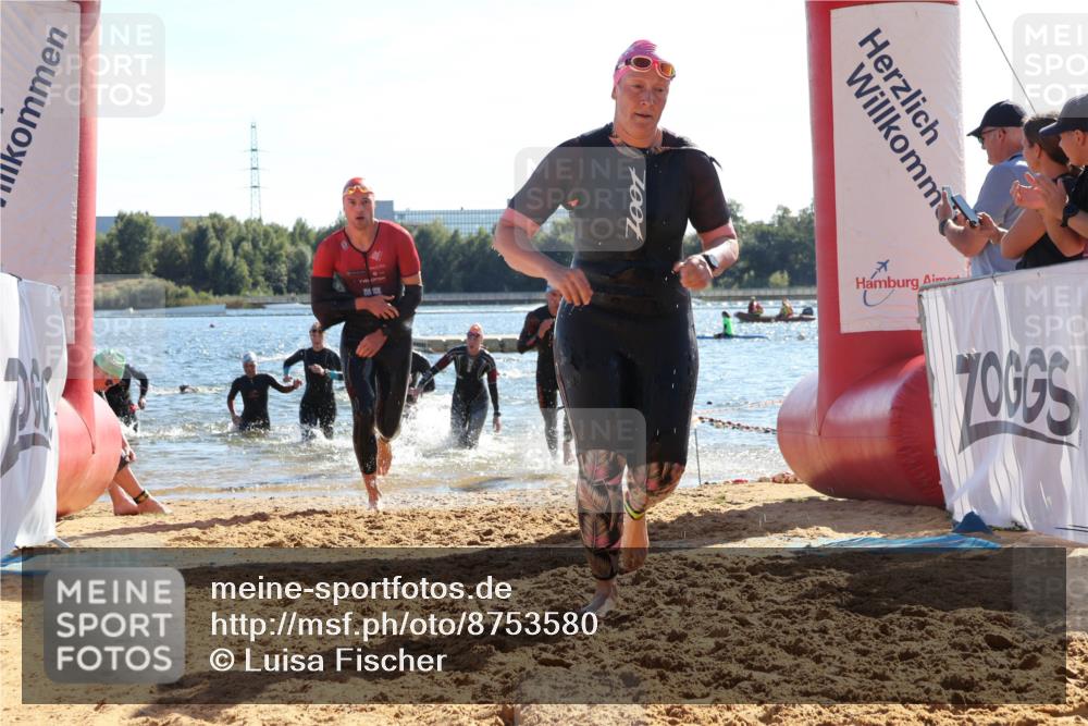 07.09.2025 - 19. Norderstedt Triathlon Luisa Fischer http://msf.ph/oto/8753580 07.09.2025 15:37:56 Schwimmen 1046, 1049, 1060, 1084, 1097, 1108, 1572, 1604, 1626, 1629 meine-sportfotos.de