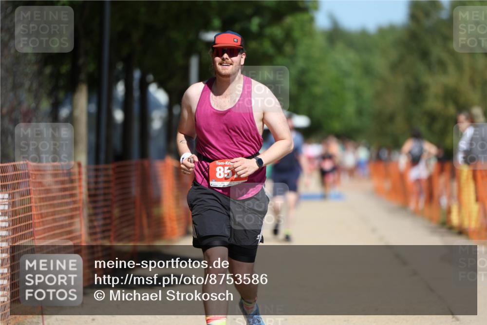 07.09.2025 - 19. Norderstedt Triathlon Michael Strokosch http://msf.ph/oto/8753586 07.09.2025 12:47:41 Laufen 857 meine-sportfotos.de