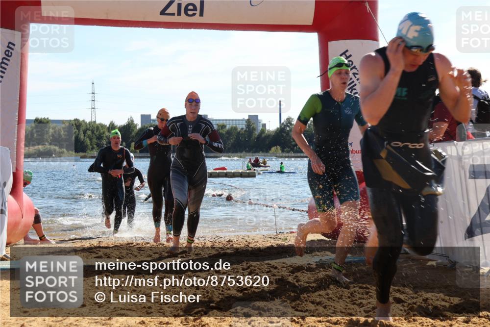 07.09.2025 - 19. Norderstedt Triathlon Luisa Fischer http://msf.ph/oto/8753620 07.09.2025 15:38:02 Schwimmen 1046, 1049, 1060, 1078, 1084, 1086, 1108, 1572, 1590, 1594, 1626, 1629 meine-sportfotos.de