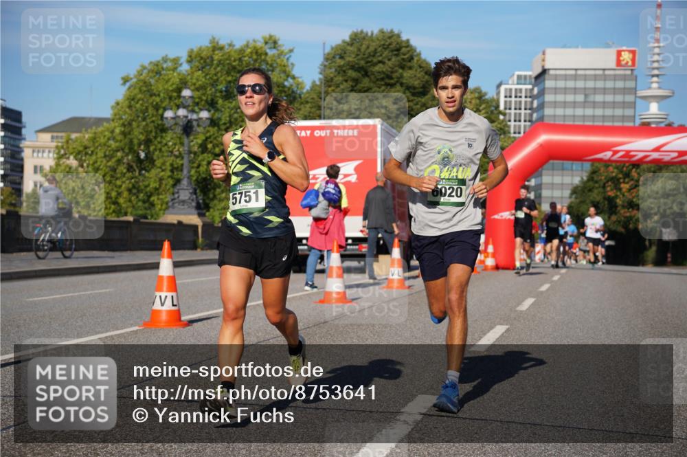 07.09.2025 - BARMER Alsterlauf Yannick Fuchs http://msf.ph/oto/8753641 07.09.2025 09:36:58 Laufen 5751, 6020, 10 meine-sportfotos.de