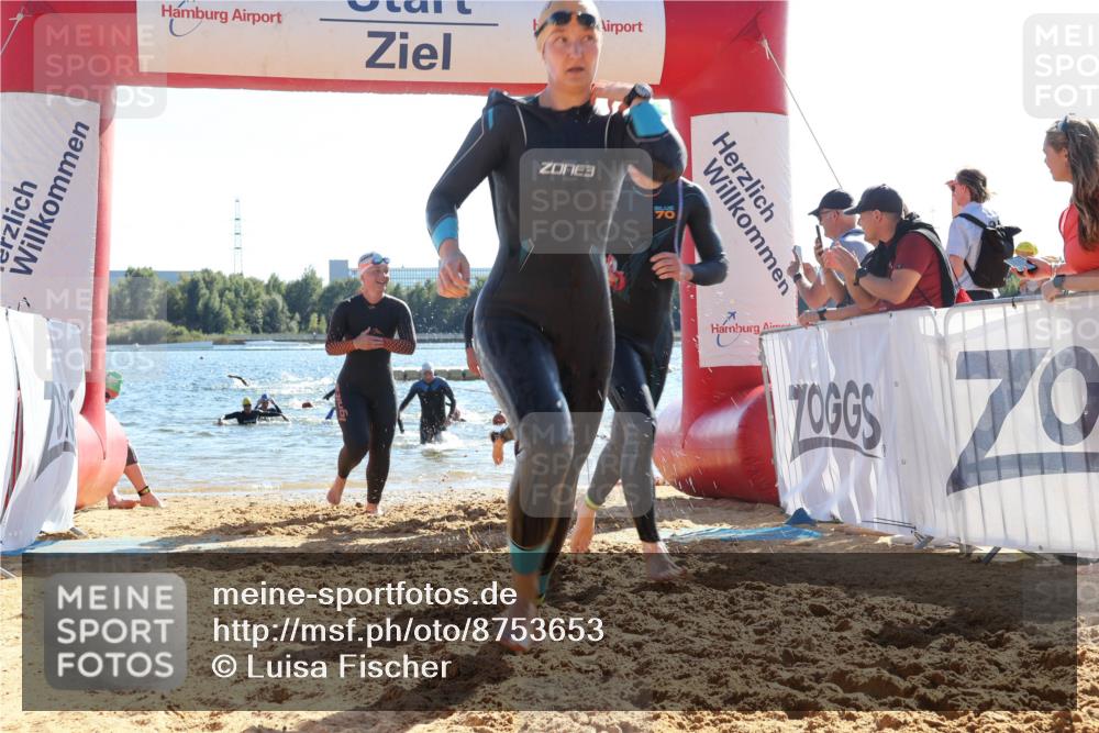 07.09.2025 - 19. Norderstedt Triathlon Luisa Fischer http://msf.ph/oto/8753653 07.09.2025 15:38:04 Schwimmen 1046, 1049, 1060, 1078, 1084, 1086, 1108, 1572, 1590, 1594, 1626, 1629 meine-sportfotos.de