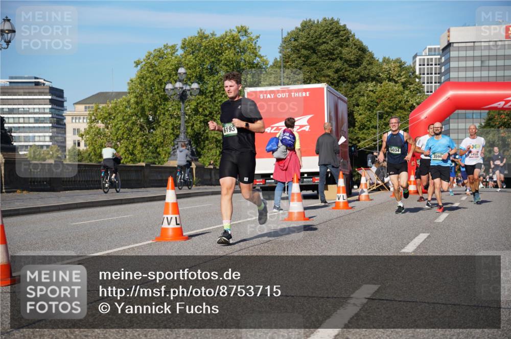 07.09.2025 - BARMER Alsterlauf Yannick Fuchs http://msf.ph/oto/8753715 07.09.2025 09:37:03 Laufen 6193, 5034, 3458, 3596 meine-sportfotos.de