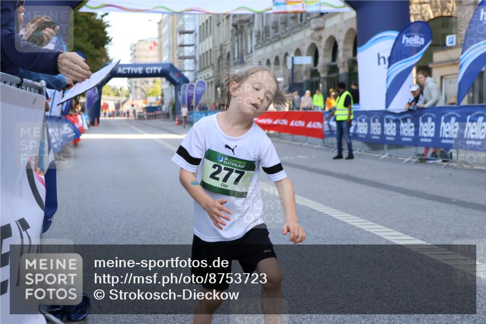 07.09.2025 - BARMER Alsterlauf Strokosch-Dieckow http://msf.ph/oto/8753723 07.09.2025 10:54:52 Ziel  meine-sportfotos.de