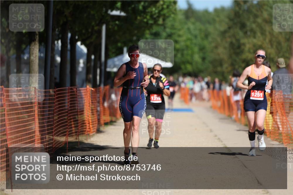 07.09.2025 - 19. Norderstedt Triathlon Michael Strokosch http://msf.ph/oto/8753746 07.09.2025 12:47:57 Laufen 210, 216, 1251, 1315 meine-sportfotos.de
