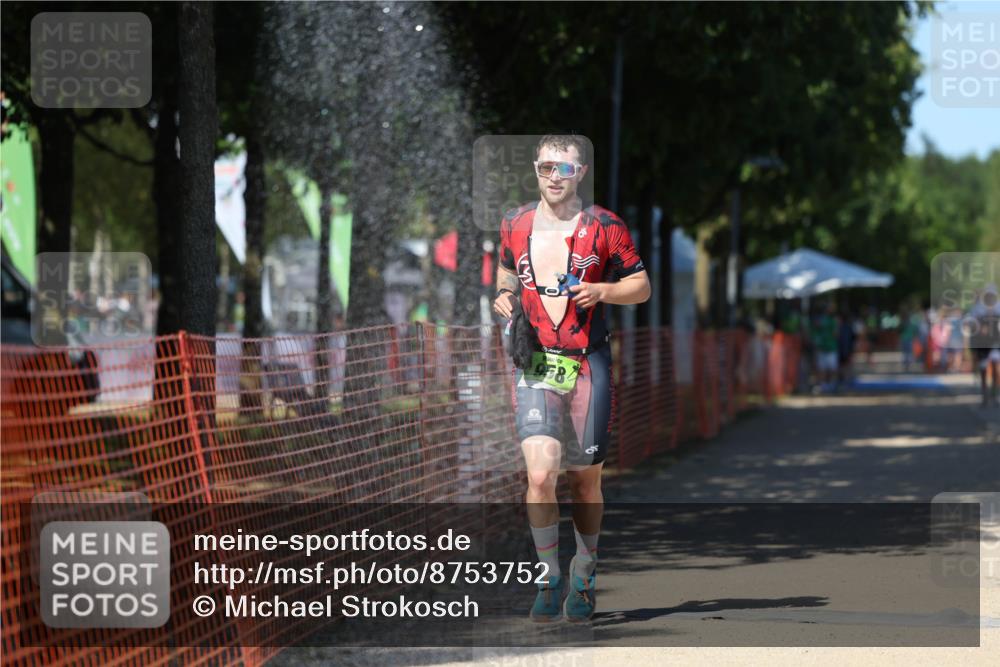 07.09.2025 - 19. Norderstedt Triathlon Michael Strokosch http://msf.ph/oto/8753752 07.09.2025 14:51:57 Laufen 394, 958 meine-sportfotos.de