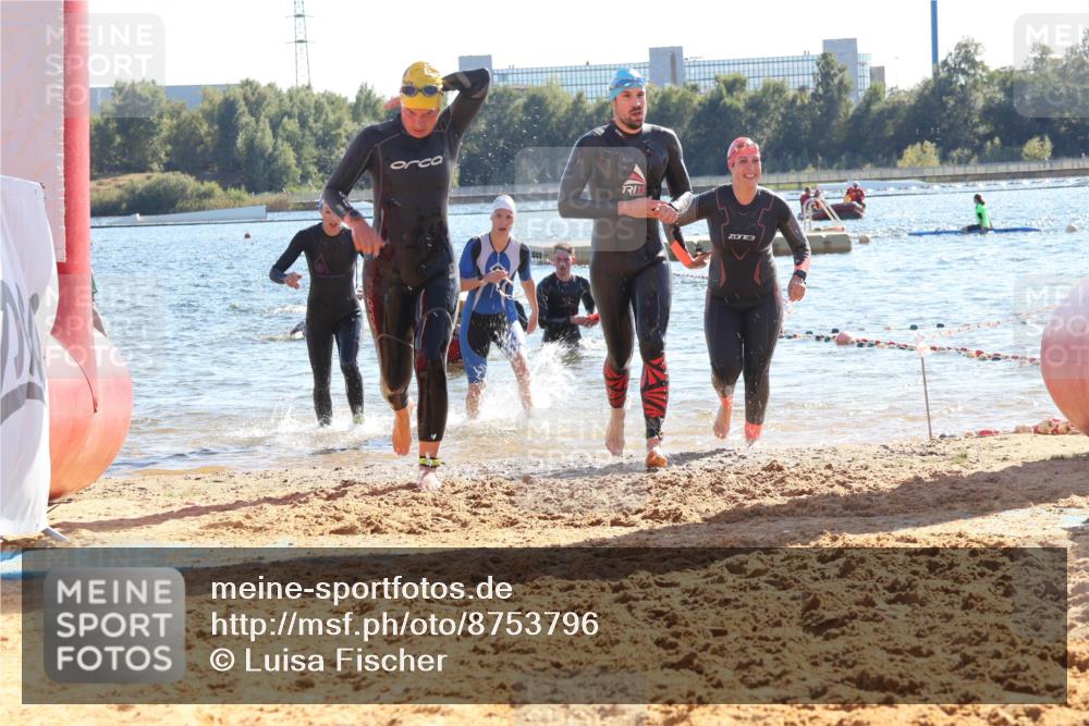07.09.2025 - 19. Norderstedt Triathlon Luisa Fischer http://msf.ph/oto/8753796 07.09.2025 15:38:18 Schwimmen 1083, 1086, 1093, 1098, 1104, 1107, 1594, 1595, 1624 meine-sportfotos.de