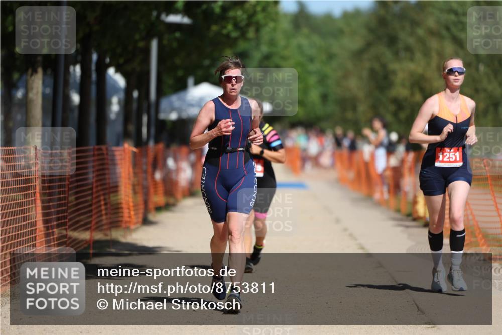 07.09.2025 - 19. Norderstedt Triathlon Michael Strokosch http://msf.ph/oto/8753811 07.09.2025 12:47:58 Laufen 210, 216, 1251, 1315 meine-sportfotos.de