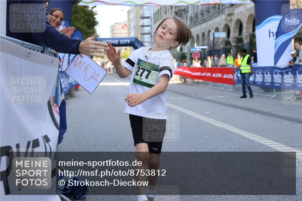 07.09.2025 - BARMER Alsterlauf Strokosch-Dieckow http://msf.ph/oto/8753812 07.09.2025 10:54:52 Ziel  meine-sportfotos.de
