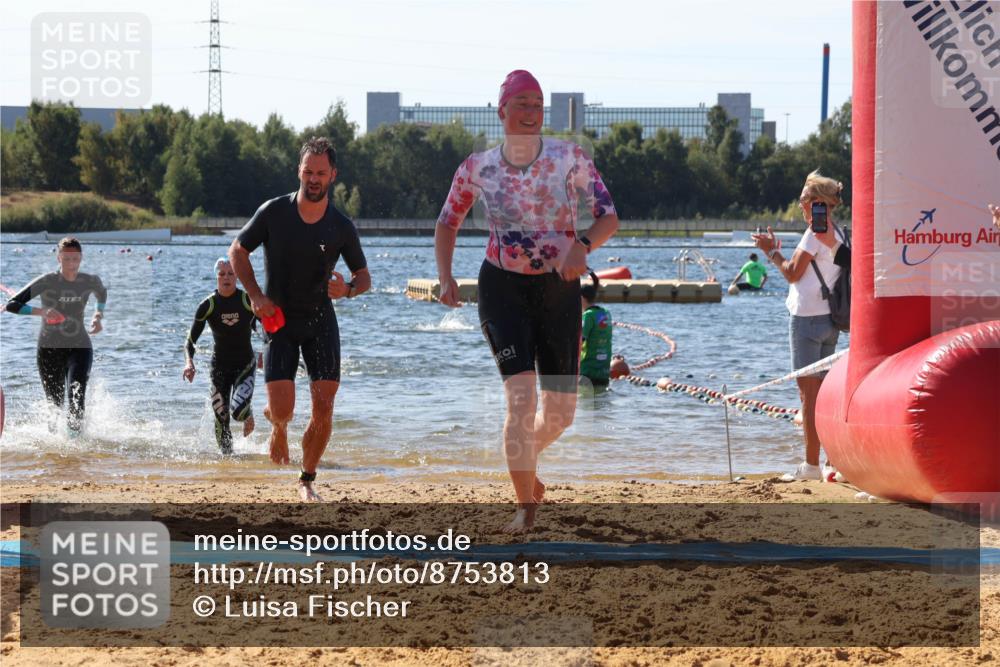 07.09.2025 - 19. Norderstedt Triathlon Luisa Fischer http://msf.ph/oto/8753813 07.09.2025 11:41:40 Schwimmen 245, 302, 792, 1249, 1386 meine-sportfotos.de