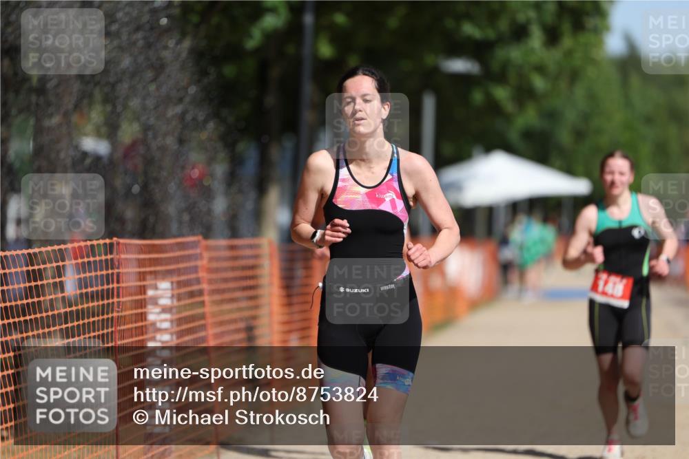 07.09.2025 - 19. Norderstedt Triathlon Michael Strokosch http://msf.ph/oto/8753824 07.09.2025 12:01:38 Laufen 148, 774, 1178, 1301, 1334 meine-sportfotos.de