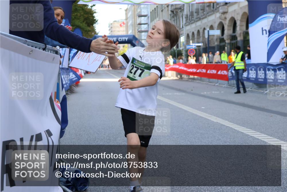 07.09.2025 - BARMER Alsterlauf Strokosch-Dieckow http://msf.ph/oto/8753833 07.09.2025 10:54:52 Ziel  meine-sportfotos.de
