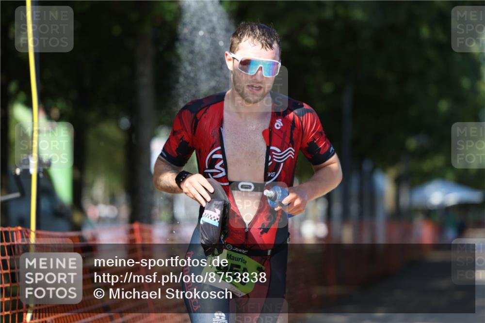 07.09.2025 - 19. Norderstedt Triathlon Michael Strokosch http://msf.ph/oto/8753838 07.09.2025 14:51:59 Laufen 394, 958 meine-sportfotos.de