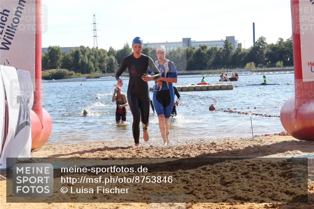 07.09.2025 - 19. Norderstedt Triathlon Luisa Fischer http://msf.ph/oto/8753846 07.09.2025 15:38:22 Schwimmen 1057, 1083, 1093, 1098, 1104, 1107, 1571, 1595, 1624 meine-sportfotos.de