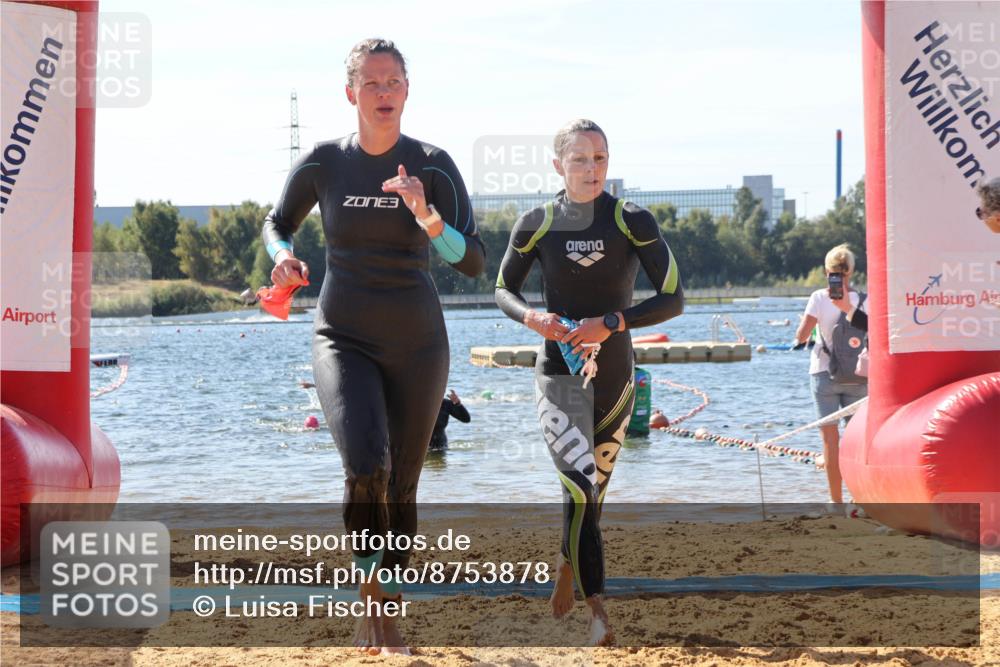 07.09.2025 - 19. Norderstedt Triathlon Luisa Fischer http://msf.ph/oto/8753878 07.09.2025 11:41:46 Schwimmen 245, 302, 792, 1249, 1386 meine-sportfotos.de
