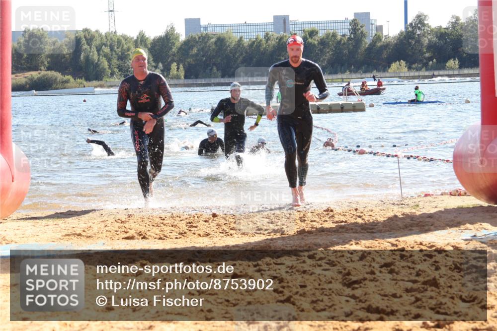 07.09.2025 - 19. Norderstedt Triathlon Luisa Fischer http://msf.ph/oto/8753902 07.09.2025 15:38:30 Schwimmen 1057, 1063, 1093, 1098, 1104, 1570, 1571, 1586, 1606, 1624 meine-sportfotos.de