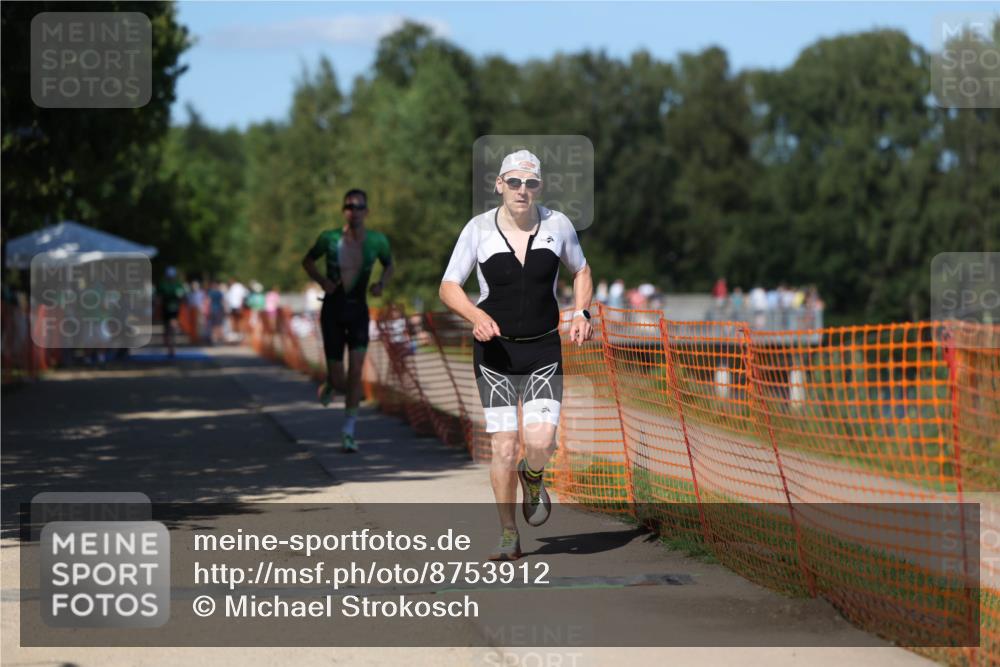 07.09.2025 - 19. Norderstedt Triathlon Michael Strokosch http://msf.ph/oto/8753912 07.09.2025 14:52:08 Laufen 361, 1014 meine-sportfotos.de