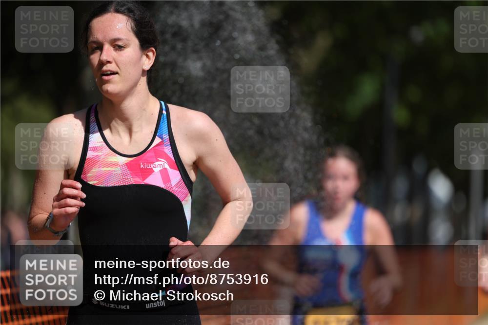 07.09.2025 - 19. Norderstedt Triathlon Michael Strokosch http://msf.ph/oto/8753916 07.09.2025 12:01:40 Laufen 148, 774, 1178, 1334 meine-sportfotos.de