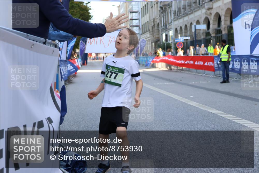 07.09.2025 - BARMER Alsterlauf Strokosch-Dieckow http://msf.ph/oto/8753930 07.09.2025 10:54:52 Ziel  meine-sportfotos.de