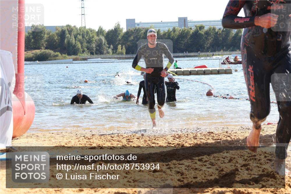 07.09.2025 - 19. Norderstedt Triathlon Luisa Fischer http://msf.ph/oto/8753934 07.09.2025 15:38:33 Schwimmen 1057, 1063, 1093, 1098, 1570, 1571, 1586, 1606 meine-sportfotos.de
