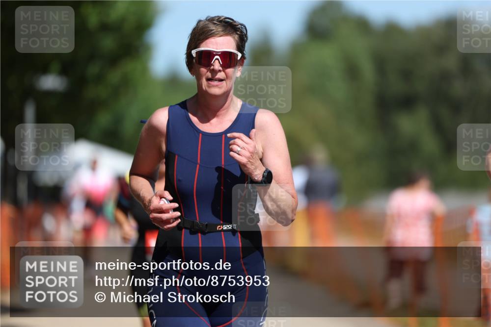 07.09.2025 - 19. Norderstedt Triathlon Michael Strokosch http://msf.ph/oto/8753953 07.09.2025 12:48:03 Laufen 216, 1251, 1315, 1322 meine-sportfotos.de