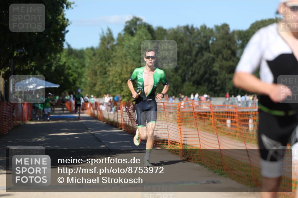 07.09.2025 - 19. Norderstedt Triathlon Michael Strokosch http://msf.ph/oto/8753972 07.09.2025 14:52:10 Laufen 361, 1014 meine-sportfotos.de