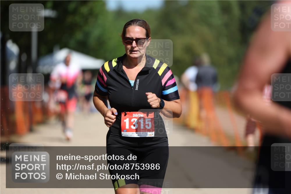 07.09.2025 - 19. Norderstedt Triathlon Michael Strokosch http://msf.ph/oto/8753986 07.09.2025 12:48:04 Laufen 216, 1251, 1315, 1322 meine-sportfotos.de