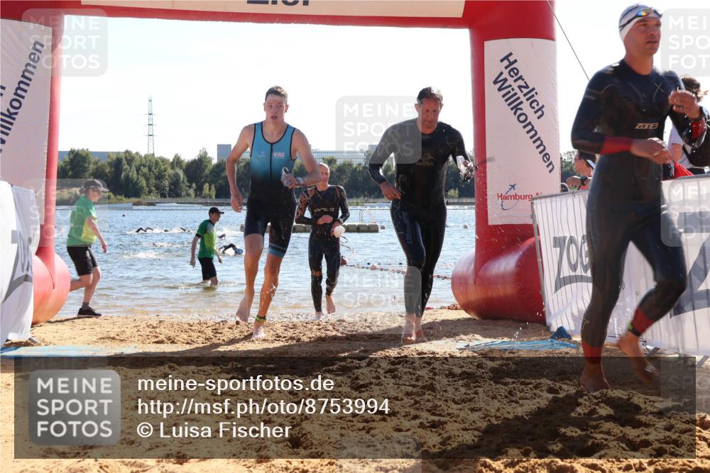 07.09.2025 - 19. Norderstedt Triathlon Luisa Fischer http://msf.ph/oto/8753994 07.09.2025 15:38:42 Schwimmen 1565, 1570, 1584, 1586, 1606, 1610 meine-sportfotos.de