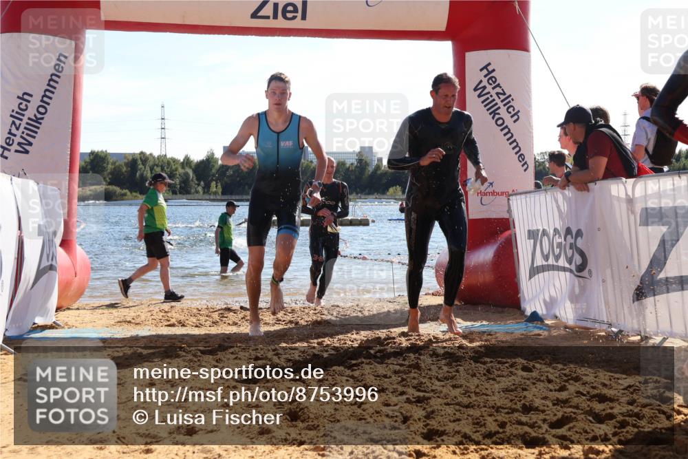 07.09.2025 - 19. Norderstedt Triathlon Luisa Fischer http://msf.ph/oto/8753996 07.09.2025 15:38:42 Schwimmen 1565, 1570, 1584, 1586, 1606, 1610 meine-sportfotos.de