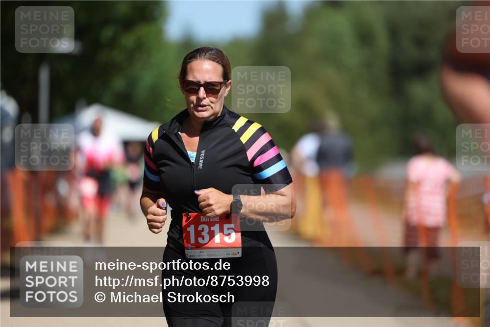 07.09.2025 - 19. Norderstedt Triathlon Michael Strokosch http://msf.ph/oto/8753998 07.09.2025 12:48:04 Laufen 216, 1251, 1315, 1322 meine-sportfotos.de