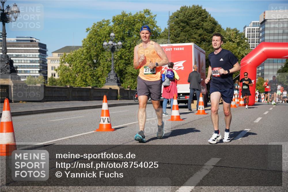 07.09.2025 - BARMER Alsterlauf Yannick Fuchs http://msf.ph/oto/8754025 07.09.2025 09:37:12 Laufen 2785, 598 meine-sportfotos.de