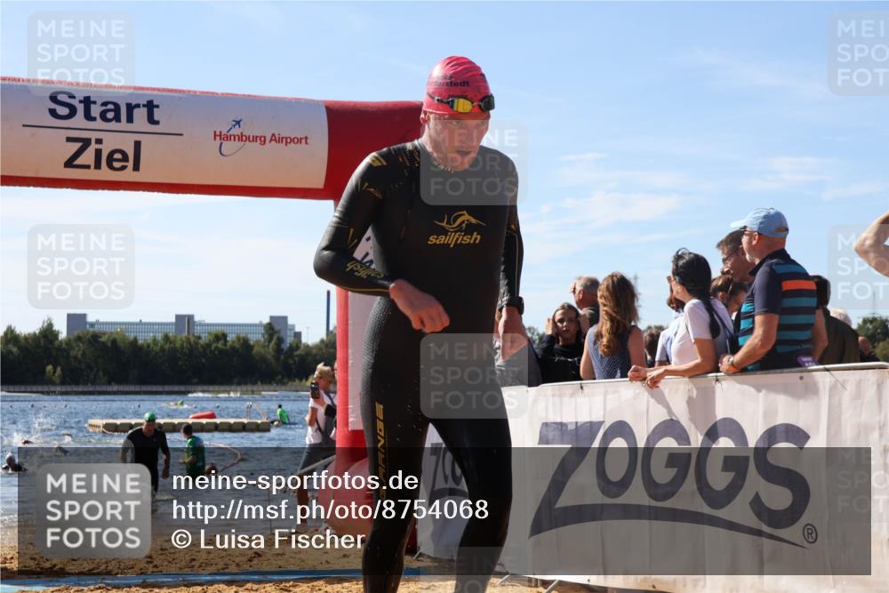 07.09.2025 - 19. Norderstedt Triathlon Luisa Fischer http://msf.ph/oto/8754068 07.09.2025 11:42:06 Schwimmen 730, 1359, 1367 meine-sportfotos.de