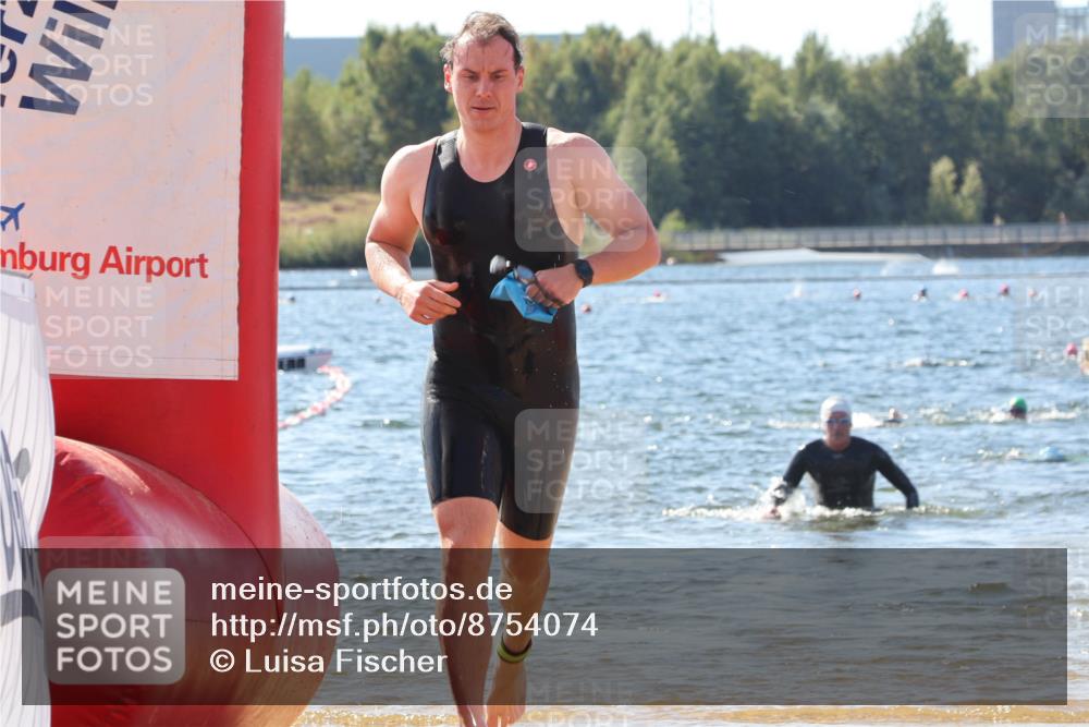 07.09.2025 - 19. Norderstedt Triathlon Luisa Fischer http://msf.ph/oto/8754074 07.09.2025 11:42:08 Schwimmen 730, 835, 1359 meine-sportfotos.de