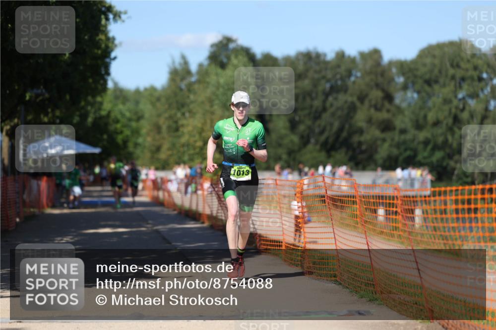 07.09.2025 - 19. Norderstedt Triathlon Michael Strokosch http://msf.ph/oto/8754088 07.09.2025 14:52:20 Laufen 1013 meine-sportfotos.de