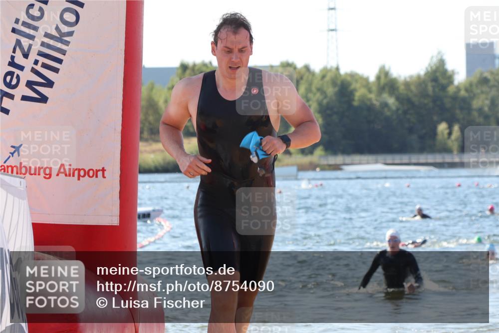 07.09.2025 - 19. Norderstedt Triathlon Luisa Fischer http://msf.ph/oto/8754090 07.09.2025 11:42:09 Schwimmen 730, 835, 1359 meine-sportfotos.de