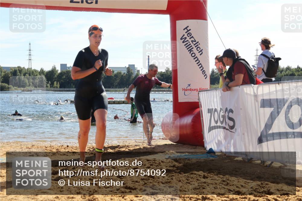 07.09.2025 - 19. Norderstedt Triathlon Luisa Fischer http://msf.ph/oto/8754092 07.09.2025 15:39:16 Schwimmen 1053, 1061, 1072, 1614 meine-sportfotos.de