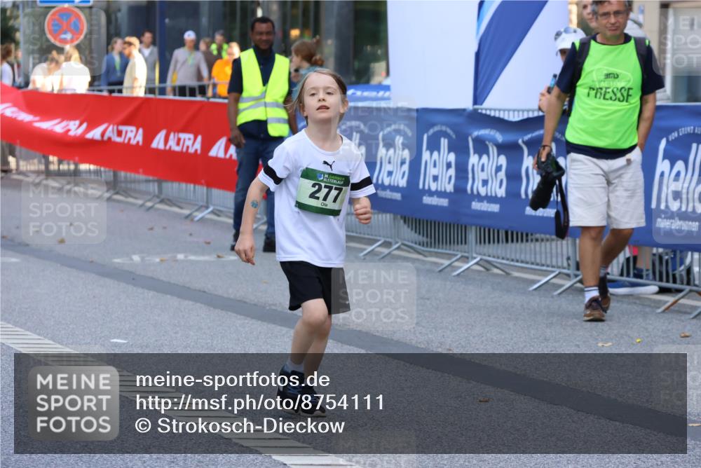 07.09.2025 - BARMER Alsterlauf Strokosch-Dieckow http://msf.ph/oto/8754111 07.09.2025 10:54:48 Ziel  meine-sportfotos.de