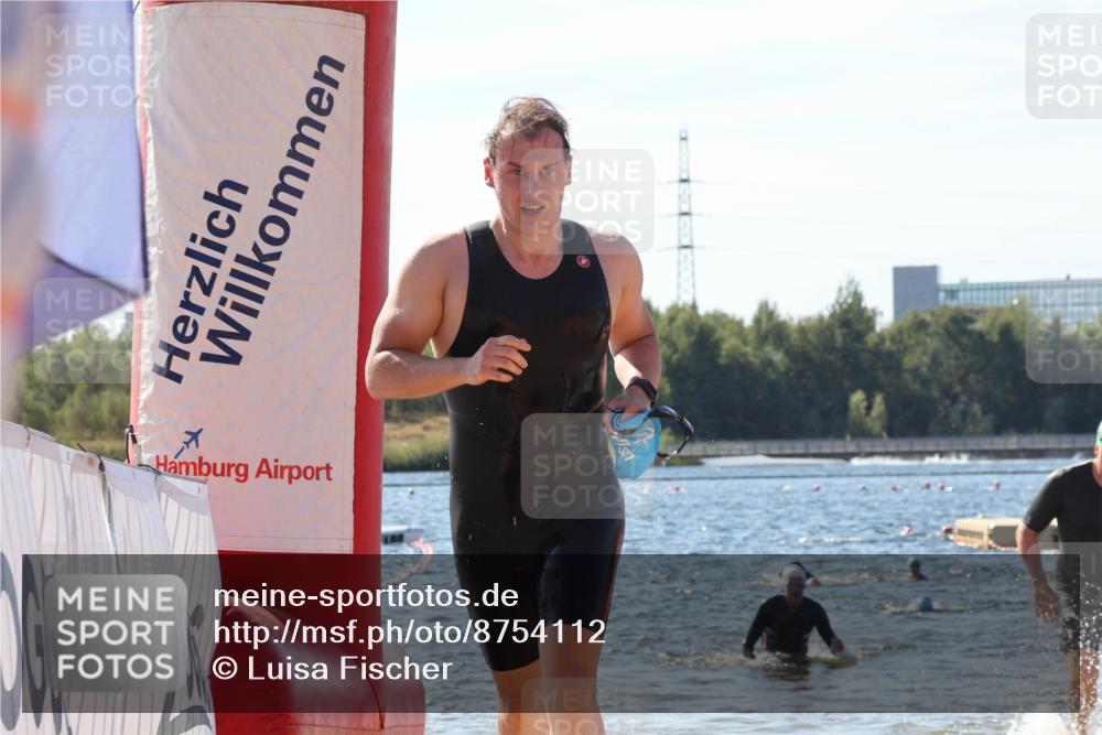 07.09.2025 - 19. Norderstedt Triathlon Luisa Fischer http://msf.ph/oto/8754112 07.09.2025 11:42:10 Schwimmen 730, 835, 1359 meine-sportfotos.de