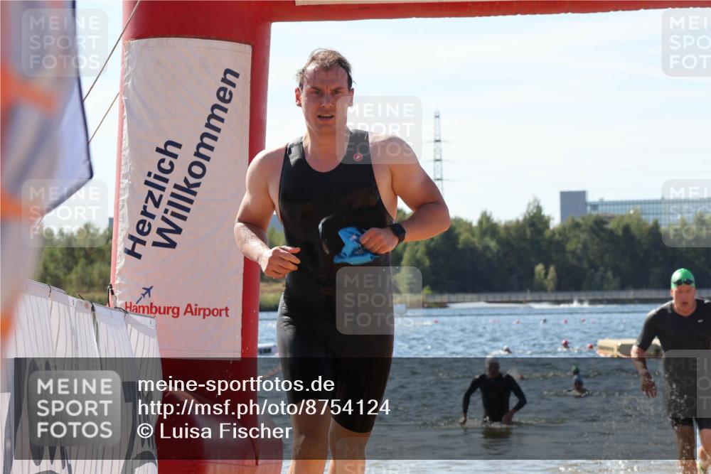 07.09.2025 - 19. Norderstedt Triathlon Luisa Fischer http://msf.ph/oto/8754124 07.09.2025 11:42:10 Schwimmen 730, 835, 1359 meine-sportfotos.de