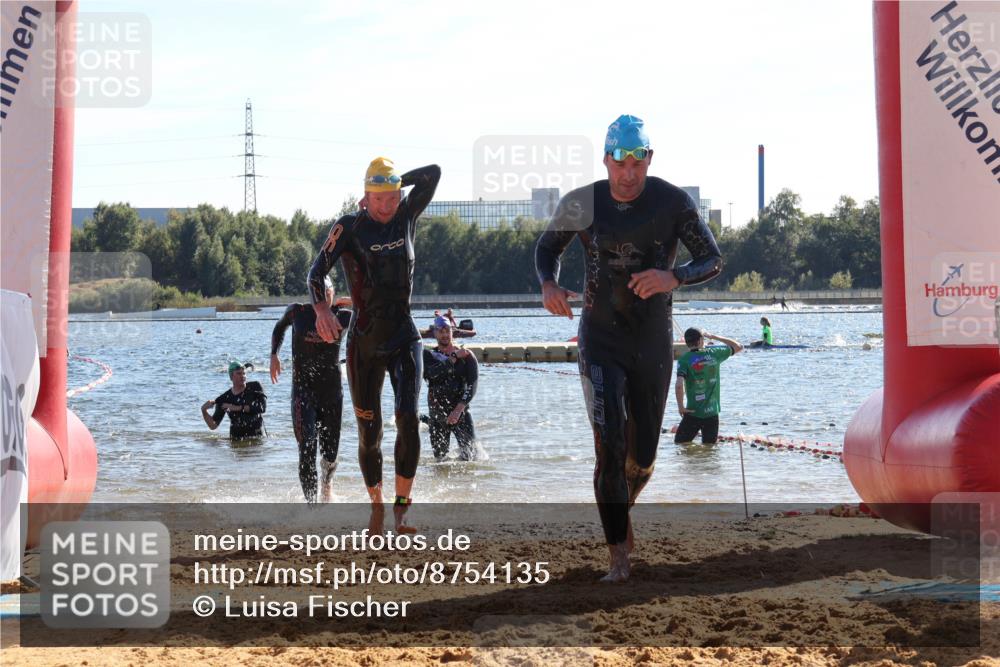 07.09.2025 - 19. Norderstedt Triathlon Luisa Fischer http://msf.ph/oto/8754135 07.09.2025 15:39:25 Schwimmen 1053, 1072, 1561, 1569, 1582, 1614 meine-sportfotos.de