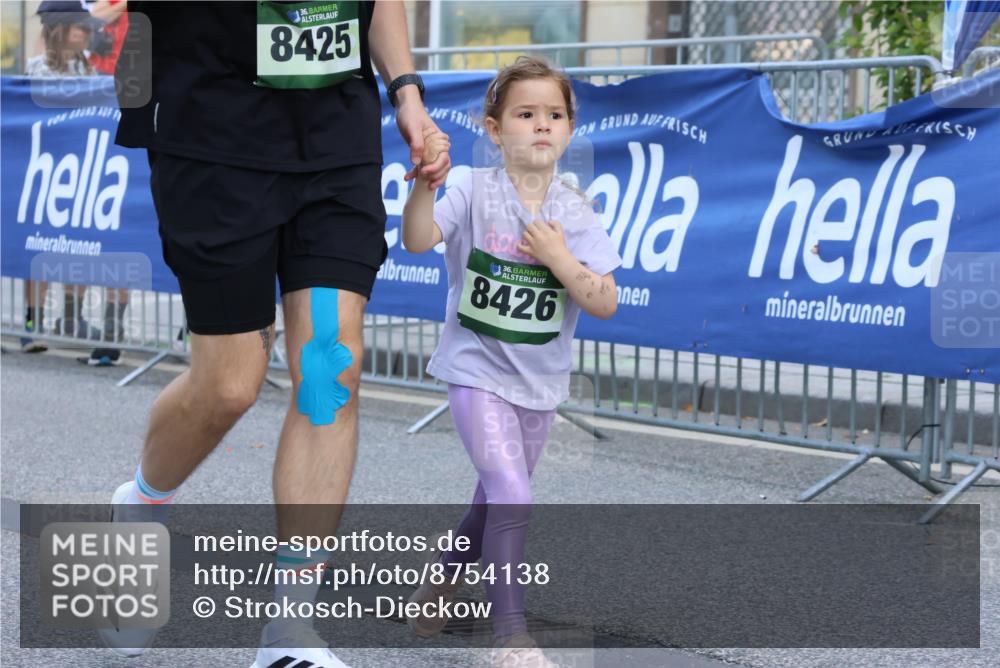 07.09.2025 - BARMER Alsterlauf Strokosch-Dieckow http://msf.ph/oto/8754138 07.09.2025 10:54:28 Ziel  meine-sportfotos.de