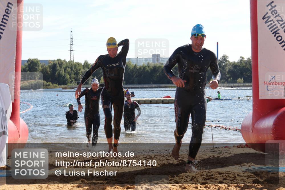 07.09.2025 - 19. Norderstedt Triathlon Luisa Fischer http://msf.ph/oto/8754140 07.09.2025 15:39:25 Schwimmen 1053, 1072, 1561, 1569, 1582, 1614 meine-sportfotos.de